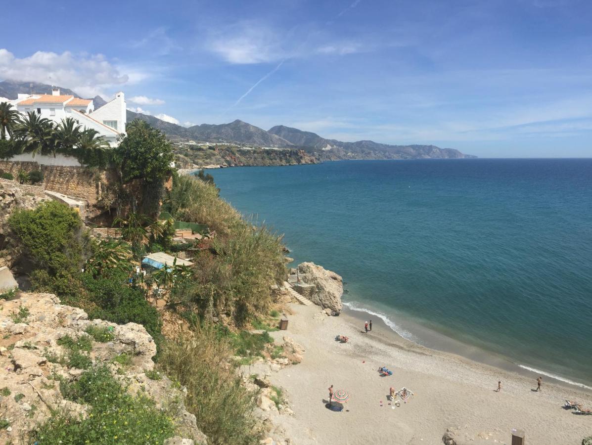 Edificio Verdemar - Stunning 1 Bed Apartment With Pool & Sea Views เนร์คา ภายนอก รูปภาพ
